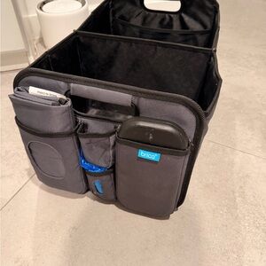 Munchkin Brica Gray Car carry forldable Organizer trunk